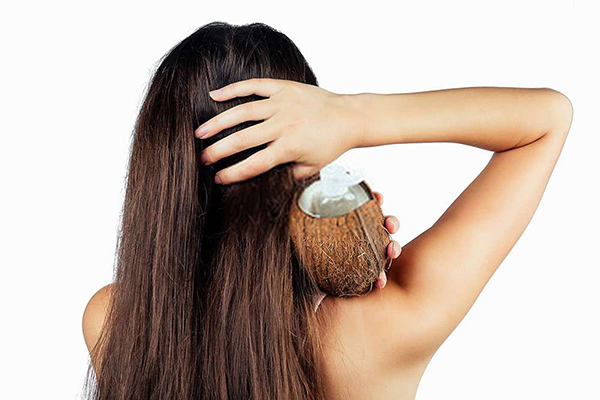 Bí quyết dưỡng tóc bằng dầu dừa cải thiện tóc khô xơ, hư tổn 1