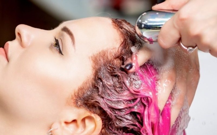 Thường xuyên nhuộm tóc có thể gây ung thư không? 1