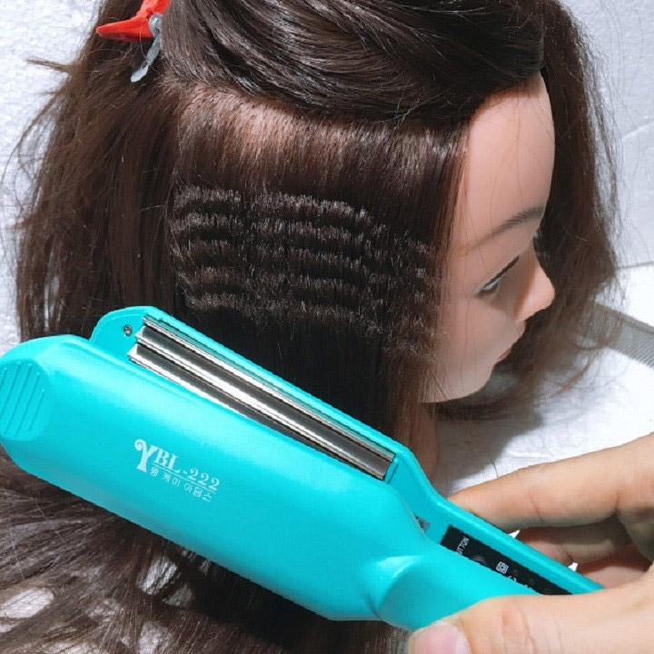 1. Làm tóc bồng bềnh bằng máy dập xù 1