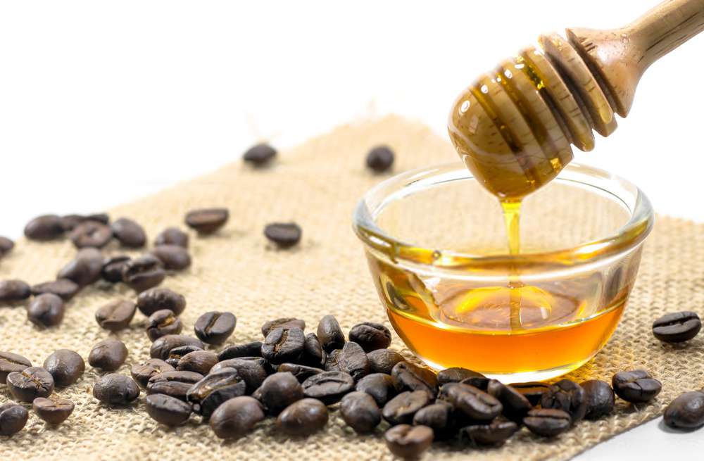 Tại sao bạn nên nhuộm tóc bằng cà phê và mật ong? 1